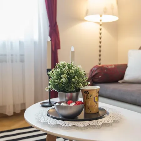 Angela Main Street Luxury Oasis & Free Parking Apartment Zagreb Exterior photo