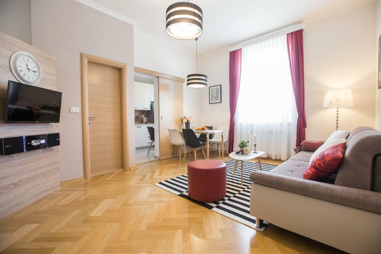 Apartment Angela Main Street Luxury Oasis & Free Parking Zagreb