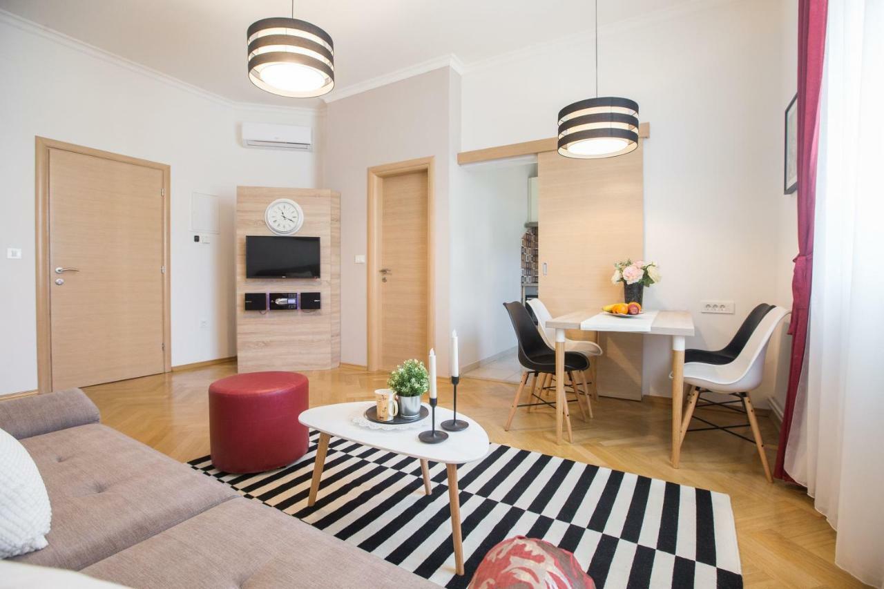 Angela Main Street Luxury Oasis & Free Parking Apartament Zagrzeb