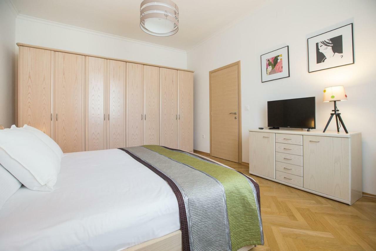 Angela Main Street Luxury Oasis & Free Parking * Zagreb